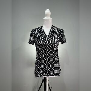 CLEARANCE! Black Talbots Patterned S/S Top Size XS VGUC